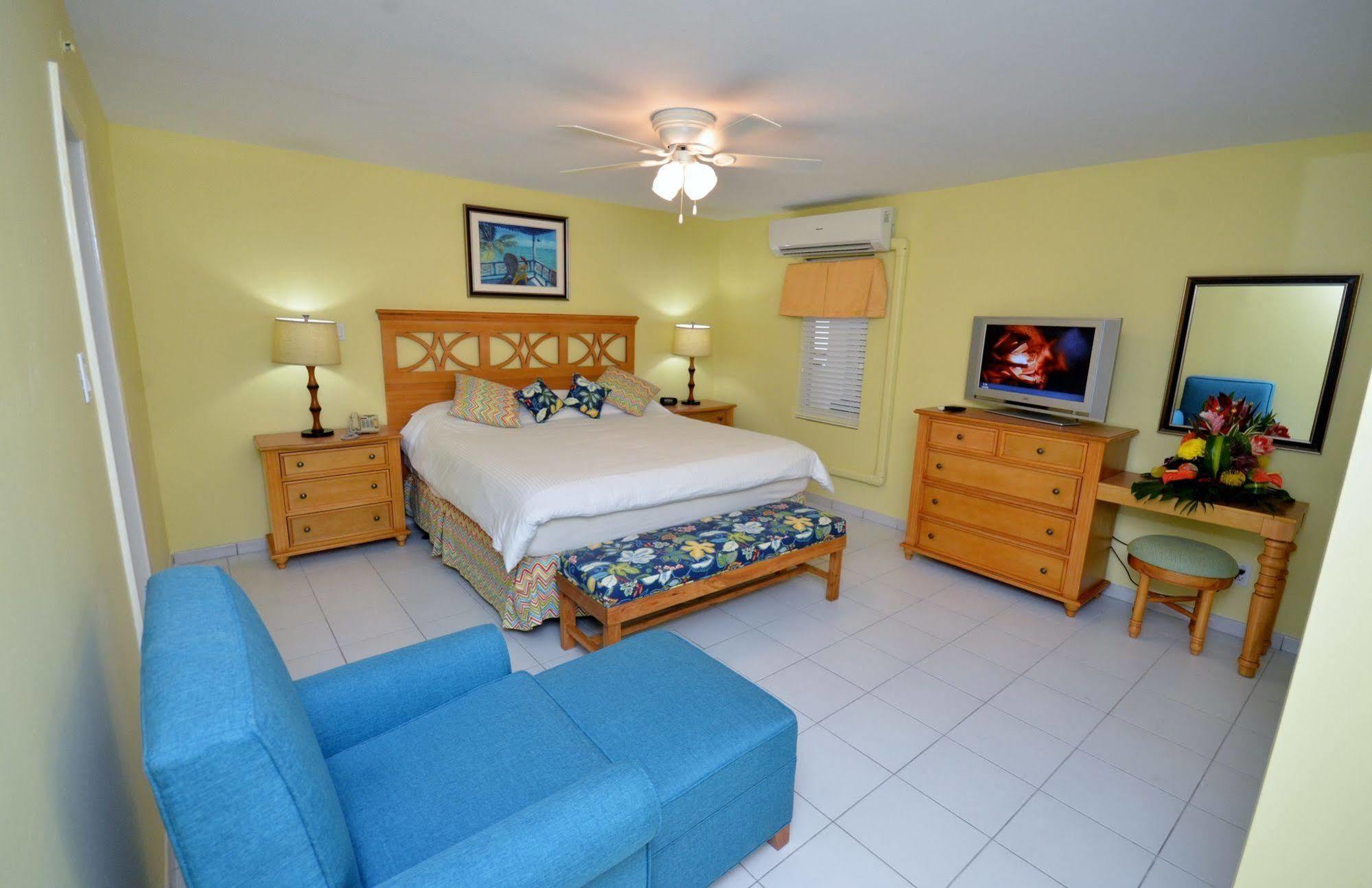 The Atrium Beach Resort And Spa, Ascend Hotel Collection Simpson Bay Exterior foto